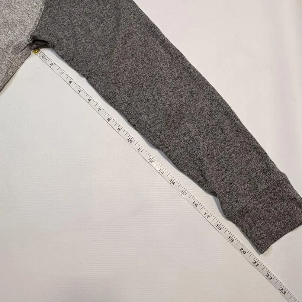 The North Face Sweatshirt Mens Small Gray Heather Raglan Crewneck Knit Pullover